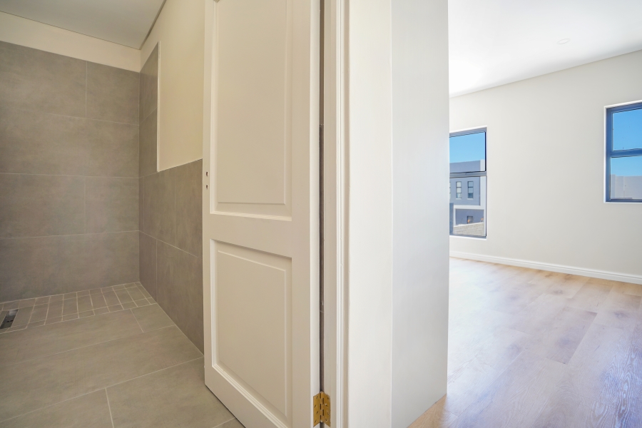 2 Bedroom Property for Sale in Sandown Western Cape